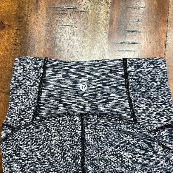 Lululemon Ready To Rulu Tight *28" size 2 - Picture 2 of 7